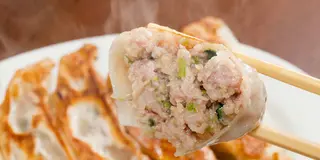 渋谷の居酒屋で餃子！女子会・一人飲み・サク飲みにも！