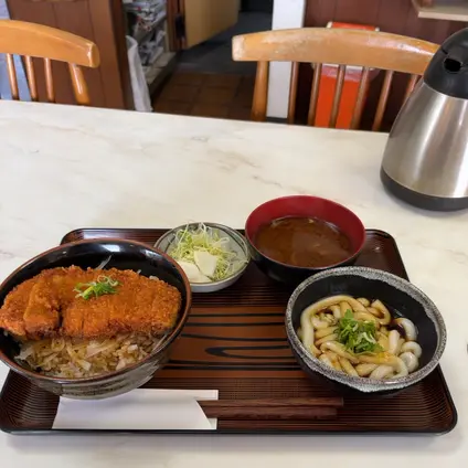 つきよみ食堂