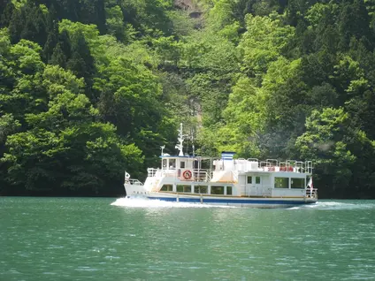 庄川遊覧船