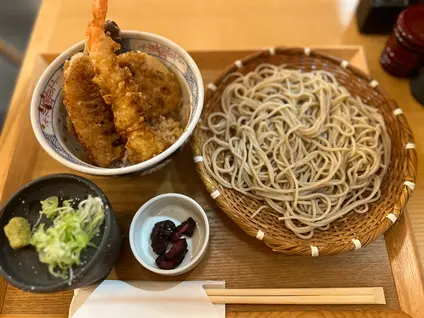 石臼挽きそば 石楽