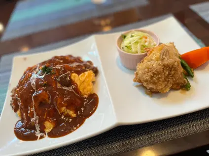 洋食カフェもみじ堂