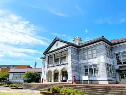 太翔館（下関市立豊北歴史民俗資料館、旧滝部小学校）