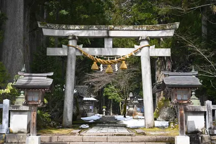 雄山神社（芦峅中宮）