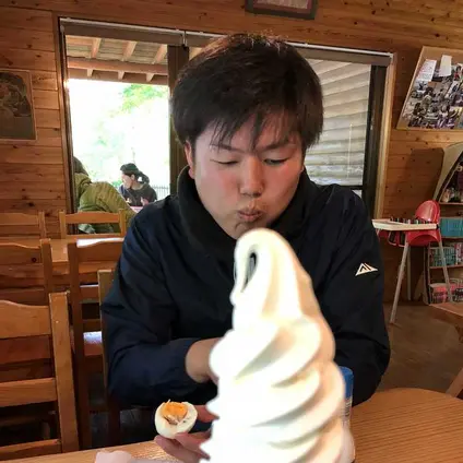 カップル小国ソフトクリーム