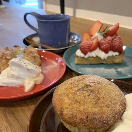 CAFE and BAKE BeBe