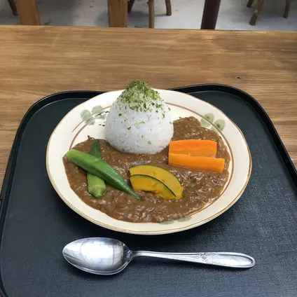 （株）中園久太郎商店 本社西大山駅前売店
