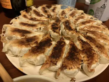 クロワッサン餃子のたれ屋