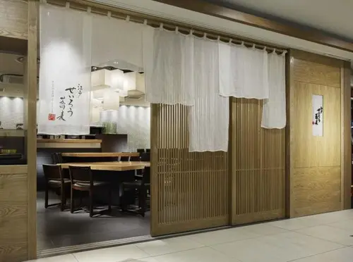 ただただ回っているだけじゃない！山手線で堪能するグルグルグルメのハシゴ酒！