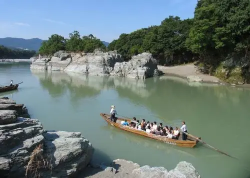 秩父・長瀞でライン下りを楽しむ！夏の一日