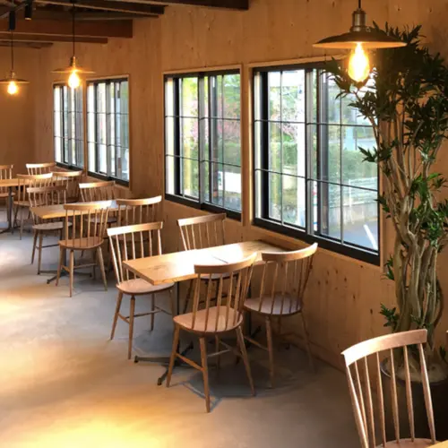 Cafe Dining LÜDERA (ルデラ)