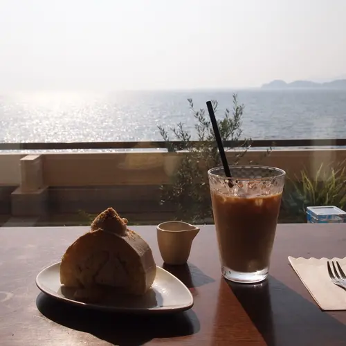 カフェ ド マンマ