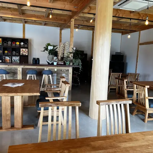 Cafe De Chillin'（カフェ デ チリン）