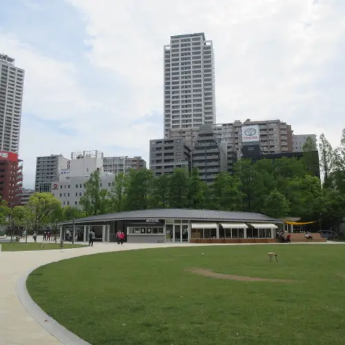 東遊園地