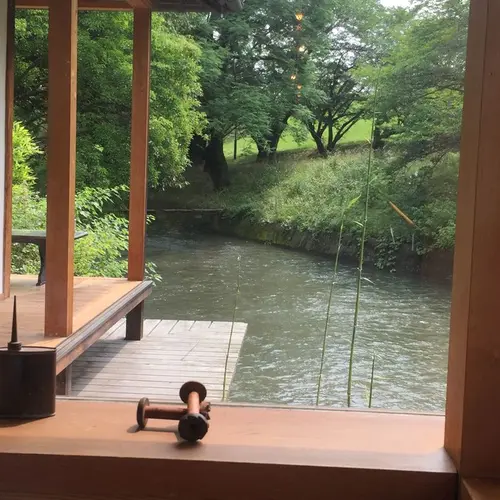 水辺のカフェ 三宅商店 酒津