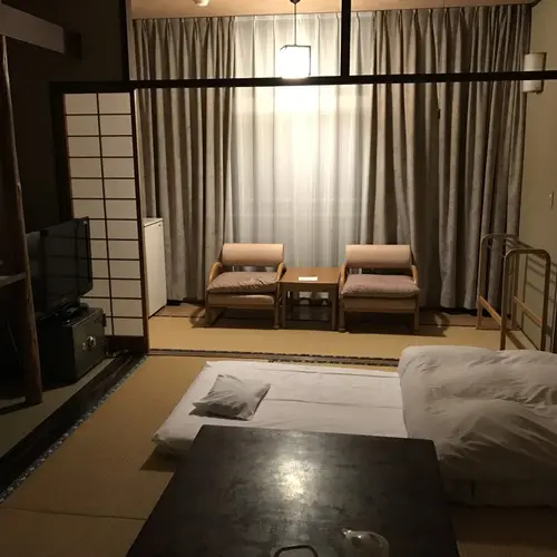 ホテル中村