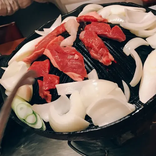 ひげのうし