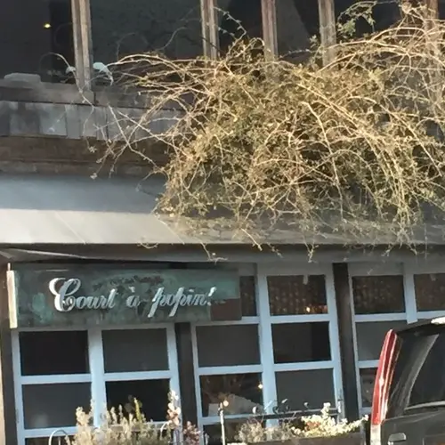 ポパンクールカフェ 箕面店