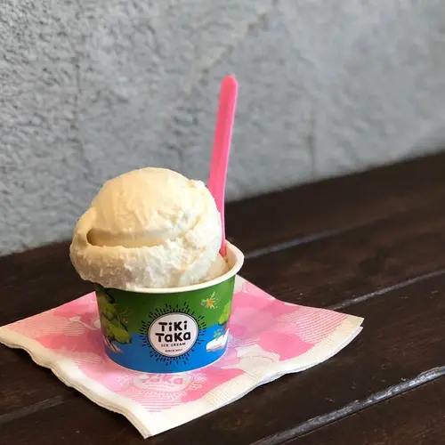 猿田彦珈琲とティキタカアイスクリームのお店