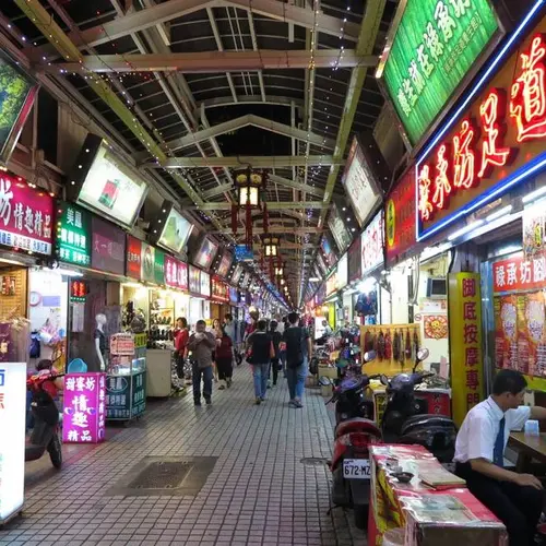 華西街夜市