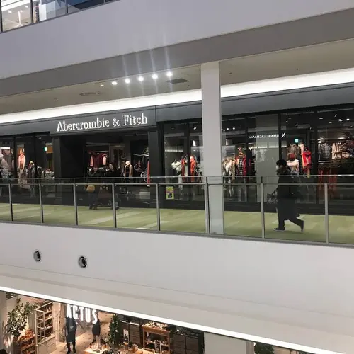 Abercrombie & Fitch ららぽーとEXPOCITY