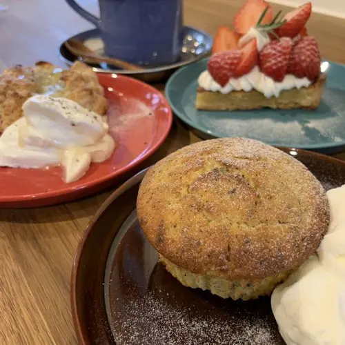 CAFE and BAKE BeBe