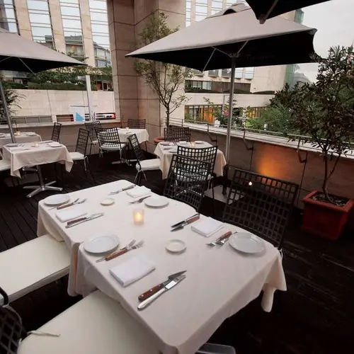 37 Steakhouse & Bar