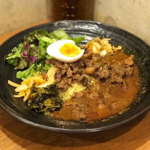 spicy curry 魯珈 （スパイシーカレーろか）