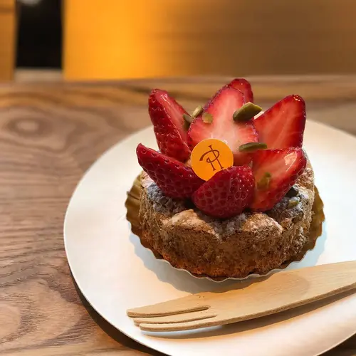Pierre Hermé Paris Aoyama