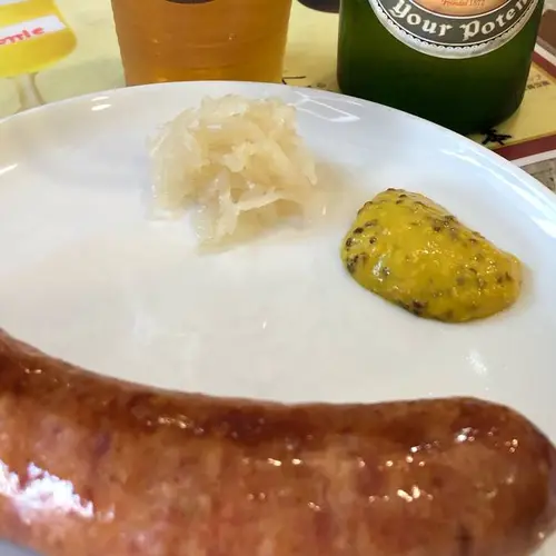 腸詰屋 八幡宮前店