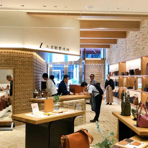 TSUCHIYA KABAN 日本橋店