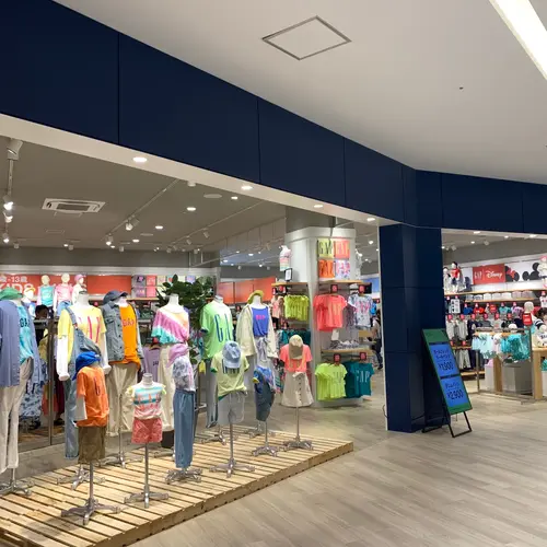 Gap Outlet 三井アウトレットパーク横浜ベイサイド店