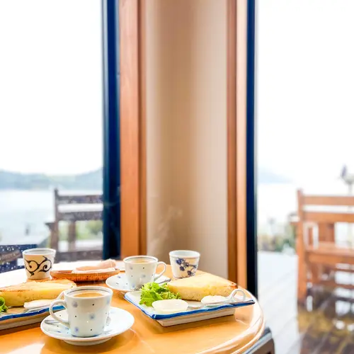 海の見えるカフェ