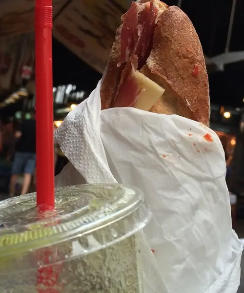 【Spain】Barcelona と La Tomatina