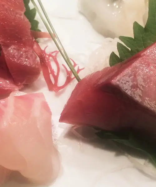 世界を食べ尽くす