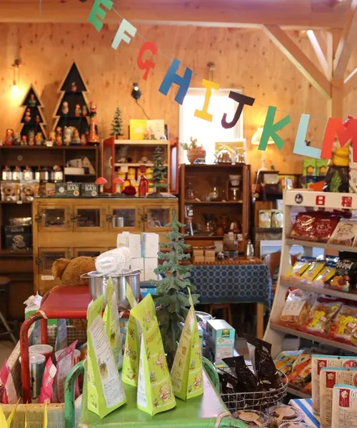 神社でパンを買い、カツの乗ったパスタを食べる｜高崎ドライブ