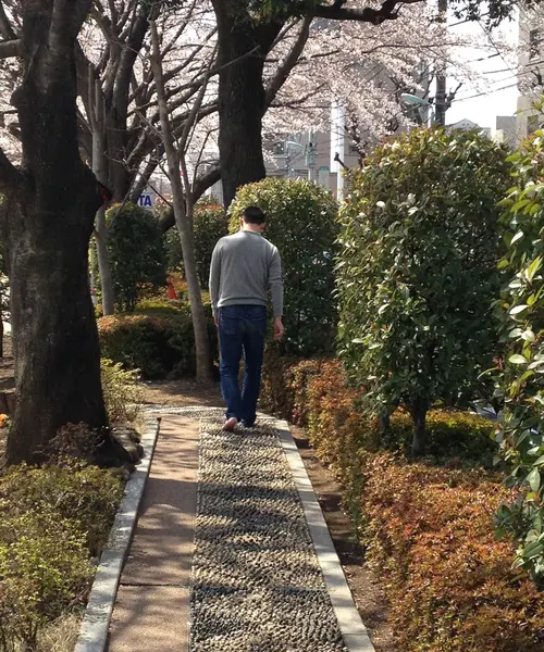 タニタの足裏健康小径で健康休日