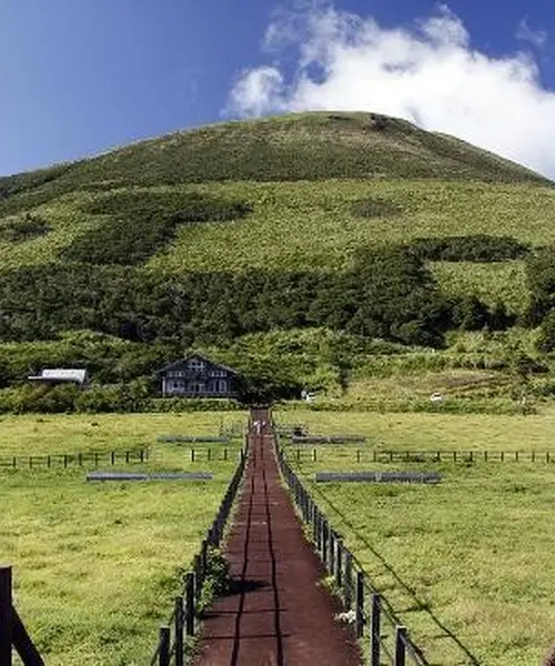 八丈島、東京だけど自然と温泉のんびりプラン