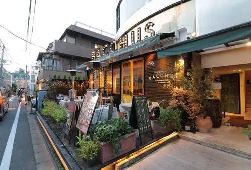 【厳選】表参道でゆっくりおしゃべりランチができるお店