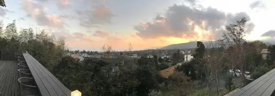テラスからは海と山⛰の絶景です