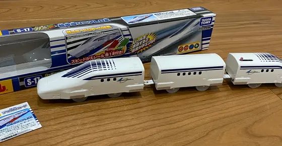 帰りにリニアグッズをお土産に…