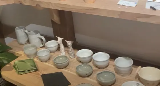 器や雑貨の販売