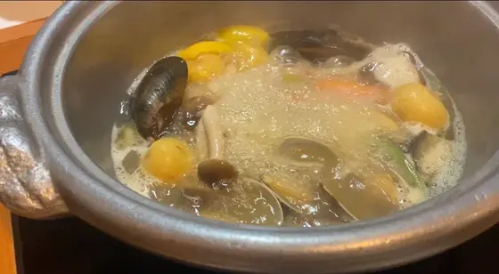 金目鯛とアサリのブイヤベース