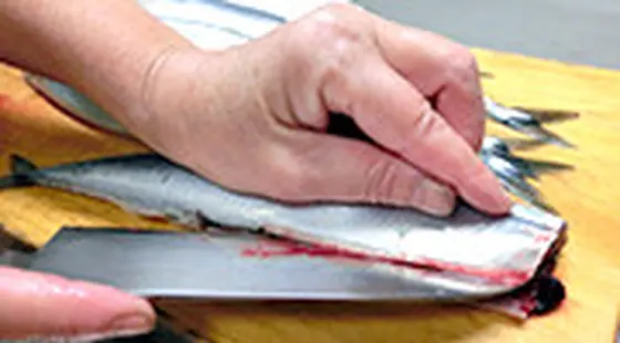 魚の調理も