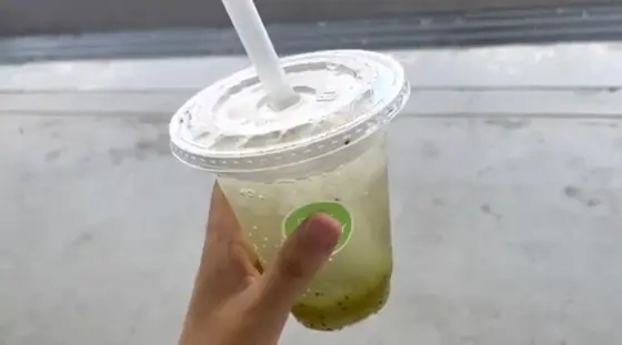 カフェで一休み
