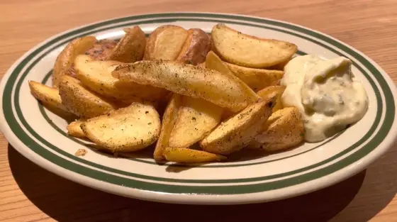 ビールもおつまみも絶品🤤