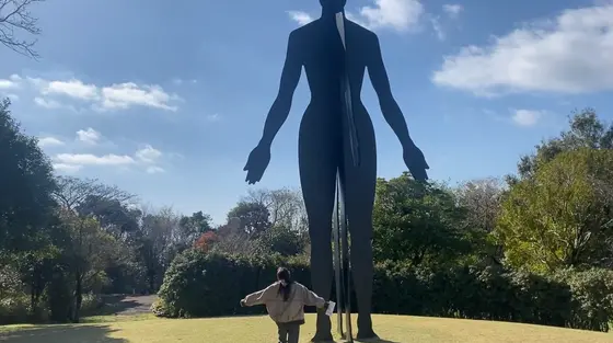 小人にみえる！