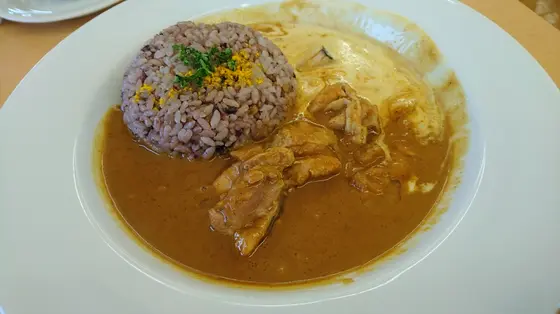 カレーランチセット　チキンとかぼちゃのカレー