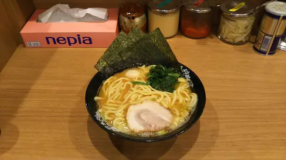 豚骨醤油ベース