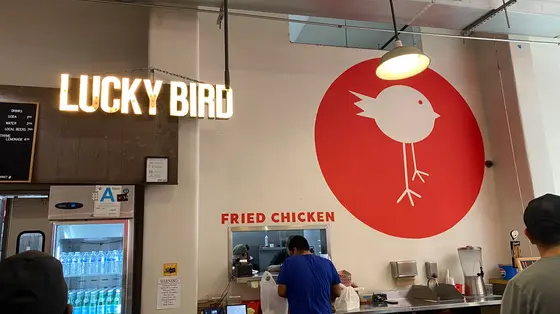 フライドチキンも大人気