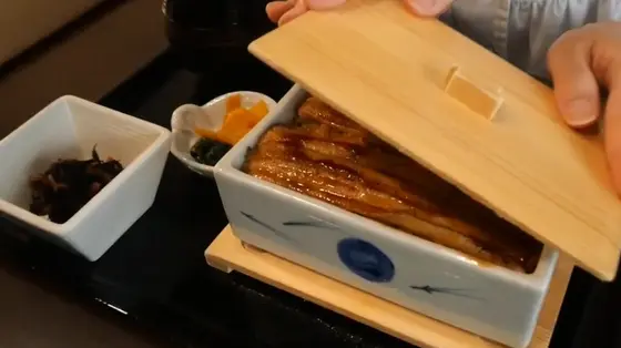 ふたを開けると、、